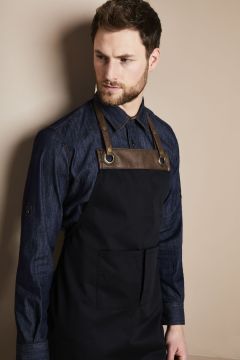 Apron with leader black